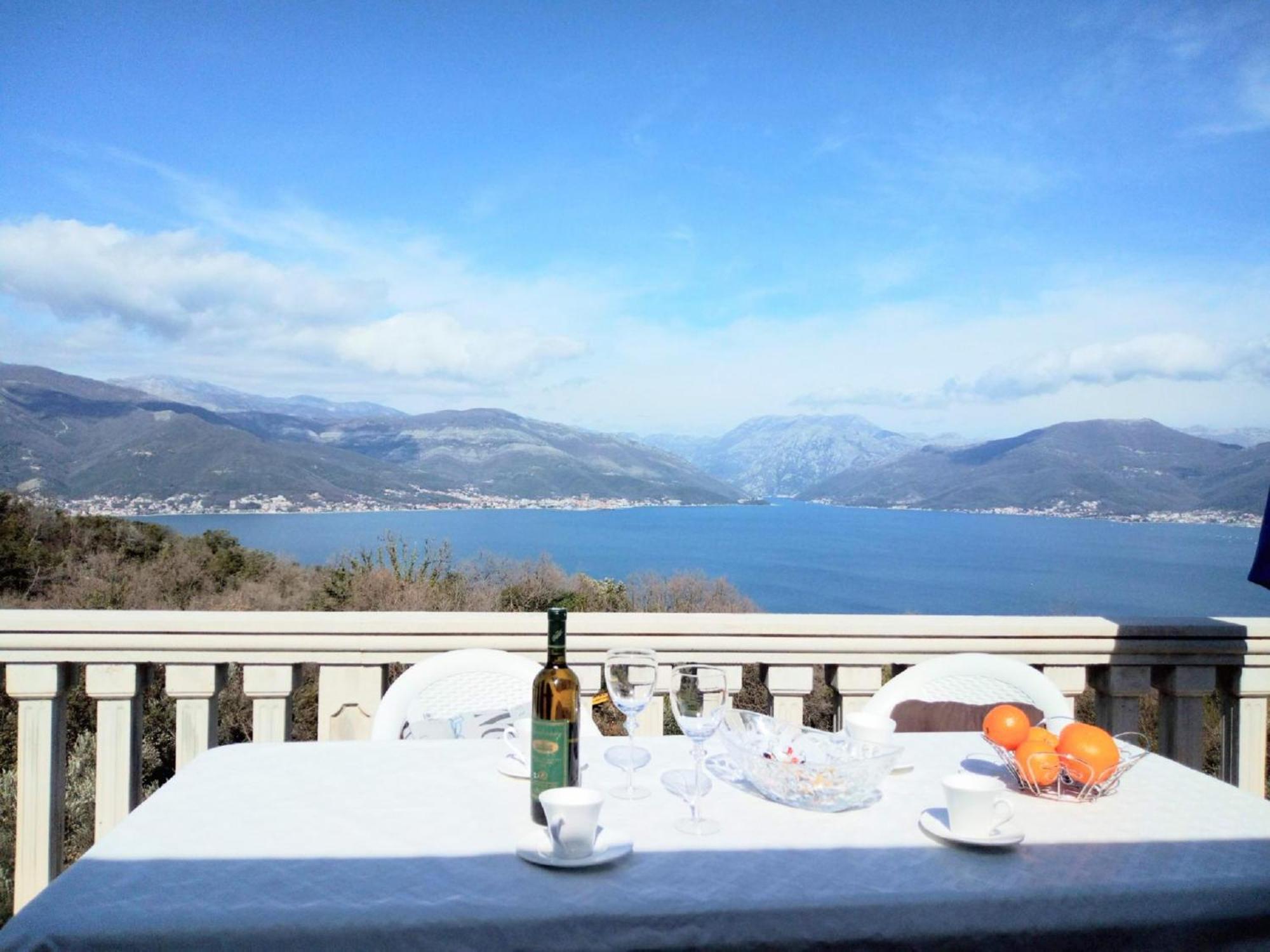 Apartments Vidikovac Tivat Zewnętrze zdjęcie